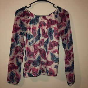 Butterfly off the shoulder shirt